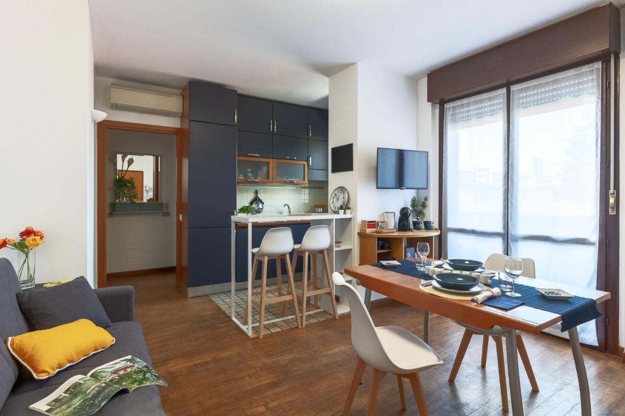 몬차 Casa Di Adele, Bilocale Con Wifi E Smart Tv 아파트 외부 사진